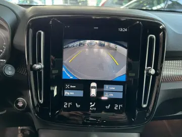 XC40 T4 Recharge R-Design DKG PilotAssist BLIS K