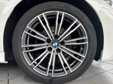 BMW 320 i M Sport Limuzină Laserlicht