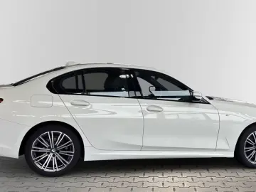 BMW 320 i M Sport Limuzină Laserlicht