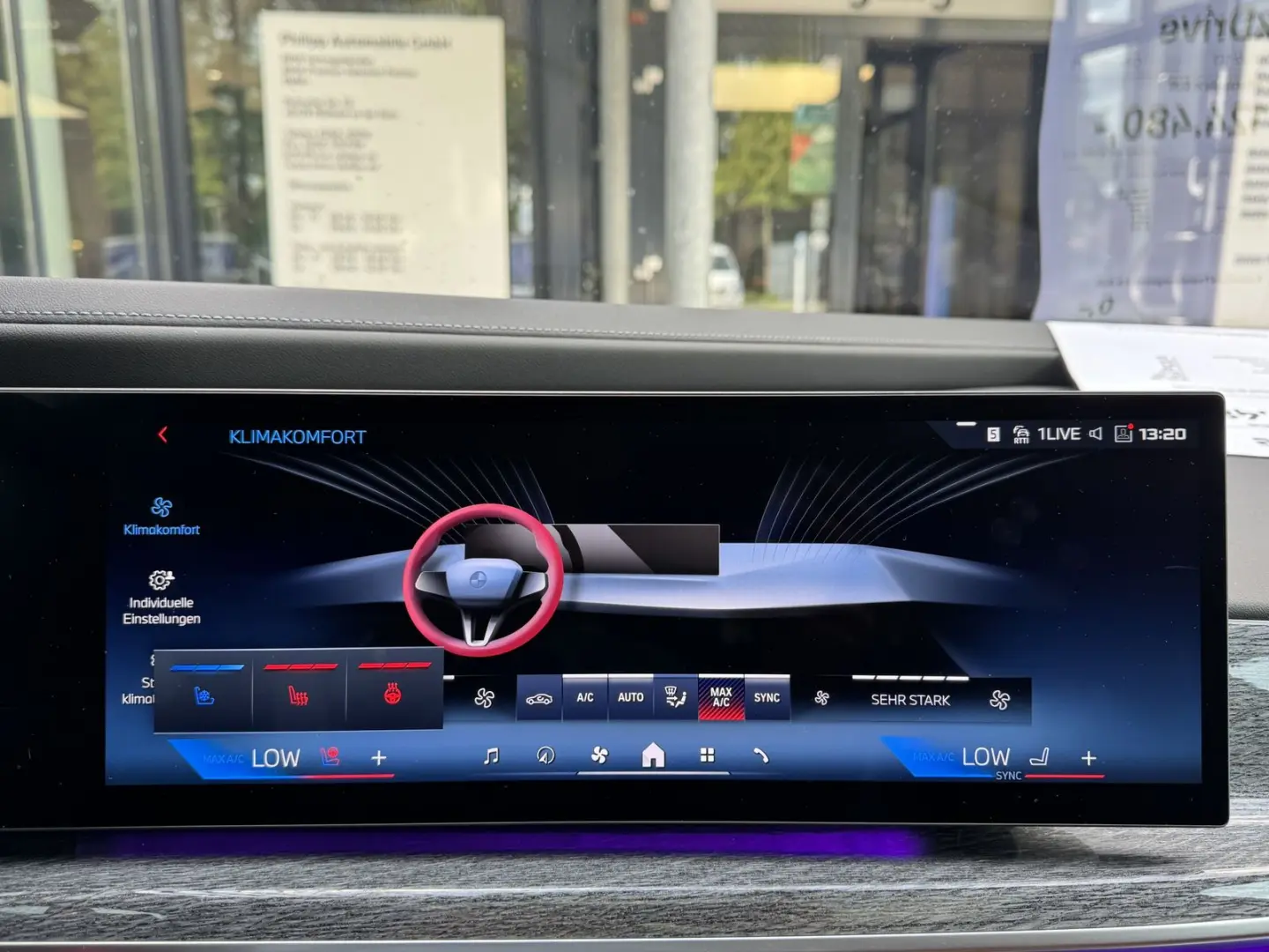 M760e xDrive Autobahnas. P.SKY Massage Autm.Tür