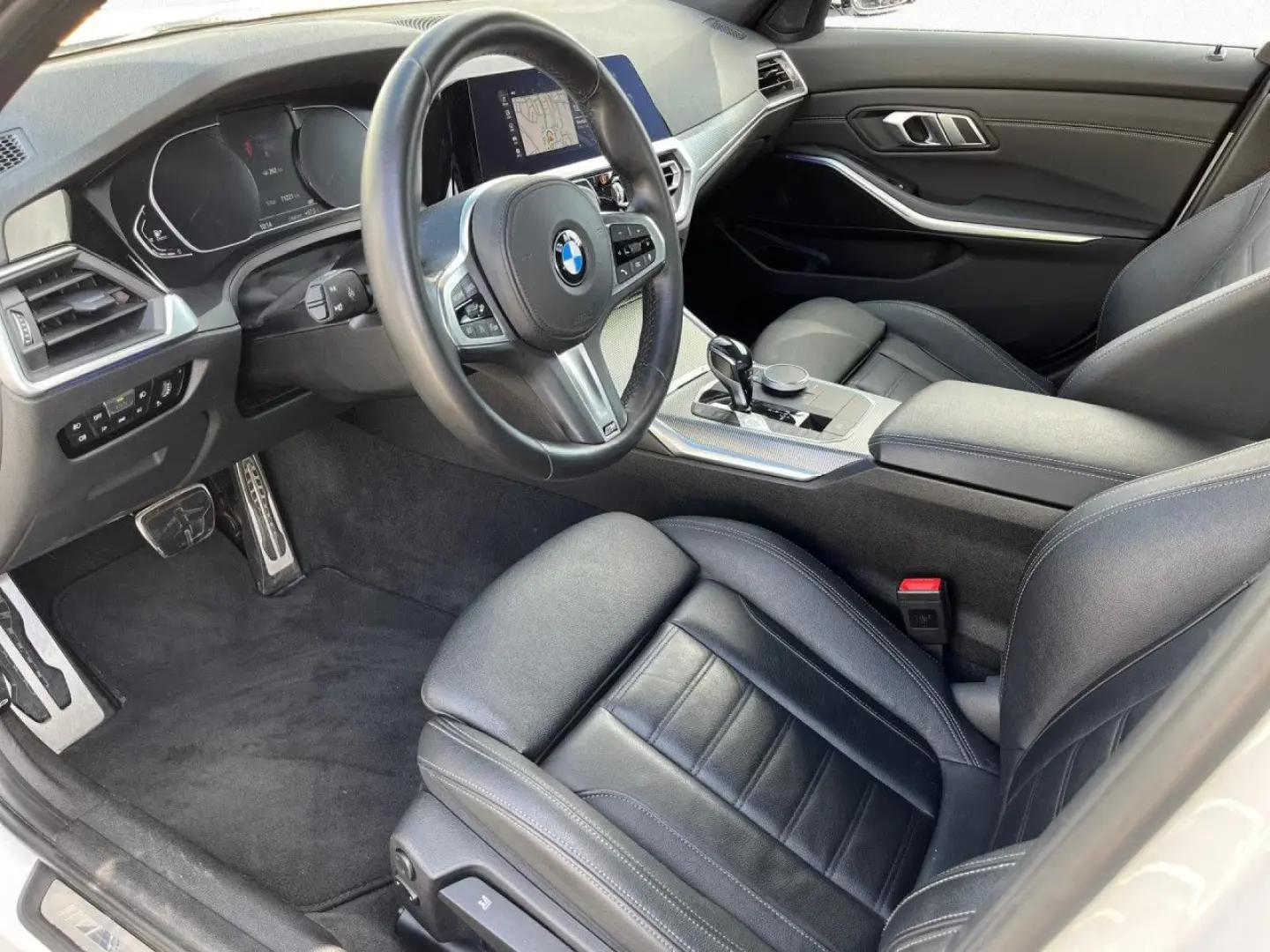 BMW 320 d xDrive Limo M SPORT LivePlus