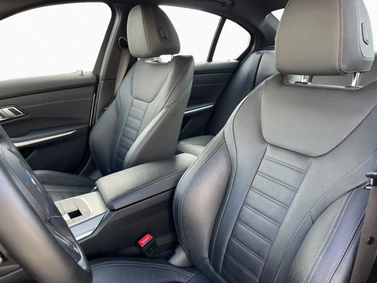 BMW 320 d xDrive Limo M SPORT LivePlus