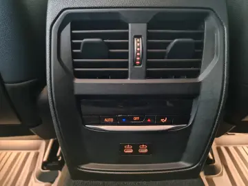 BMW 330 i M Sport Navi  LED  HUD  Virtual