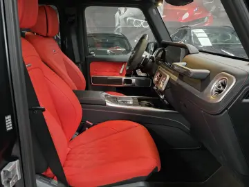 Mercedes Benz G63 AMG
