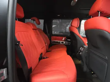 Mercedes Benz G63 AMG