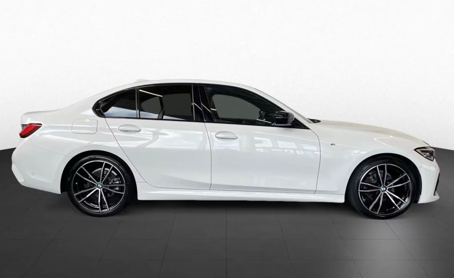 BMW 320 iA xDrive M Sport - HUD ACC HiFI