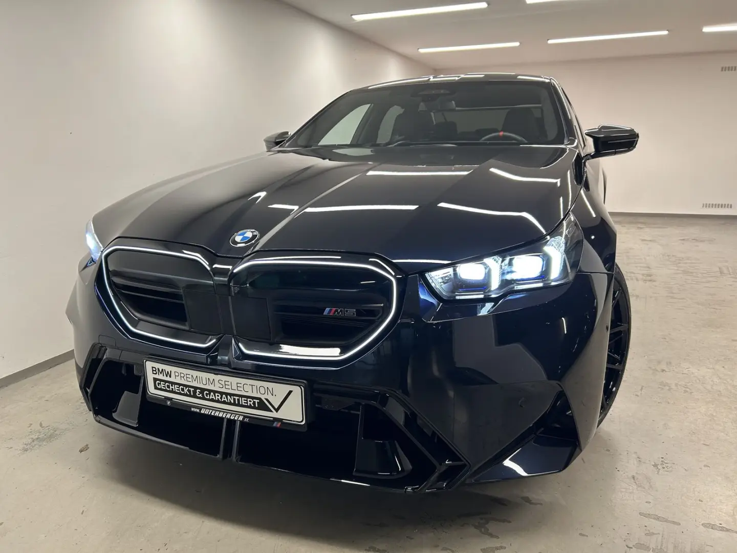 M5 Limousine Carbon-Keramik-Bremse M Driver´s Pa