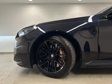 M5 Limousine Carbon-Keramik-Bremse M Driver´s Pa