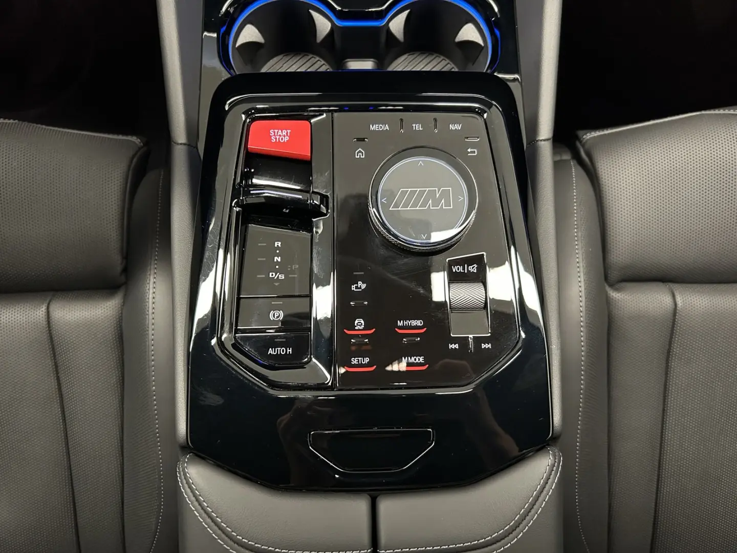 M5 Limousine Carbon-Keramik-Bremse M Driver´s Pa