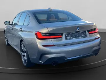 BMW 330 i Limuzina M Sport Standhzg.
