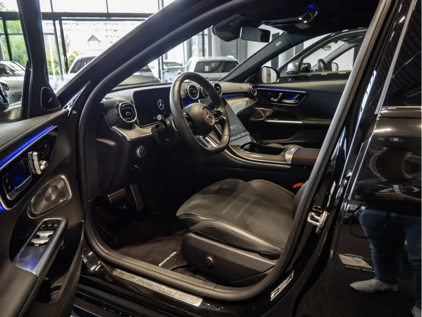 C 400 e 4M AMG Sport AHK Distr. LED Navi Kamera