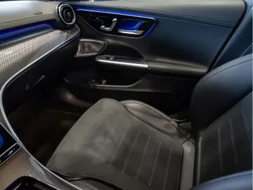 C 400 e 4M AMG Sport AHK Distr. LED Navi Kamera