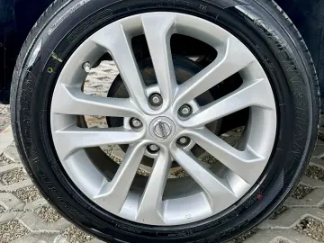 Nissan Juke   camera marsarier  132.000 km  3 moduri condus
