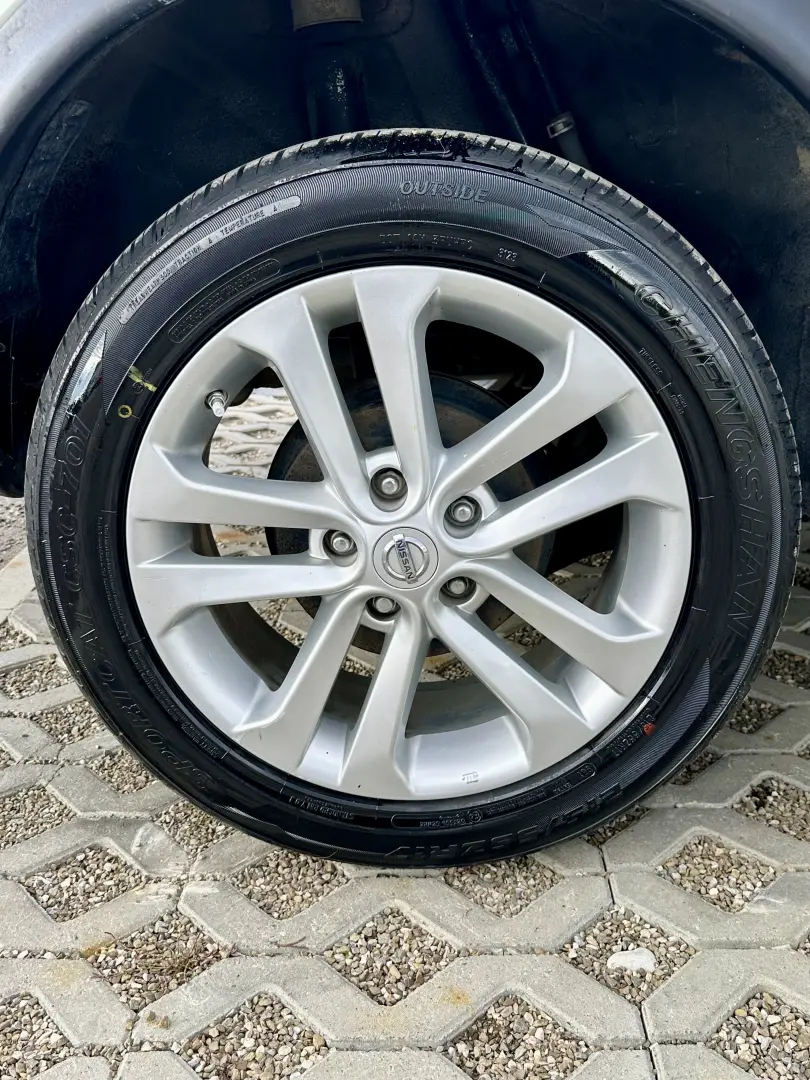 Nissan Juke   camera marsarier  132.000 km  3 moduri condus