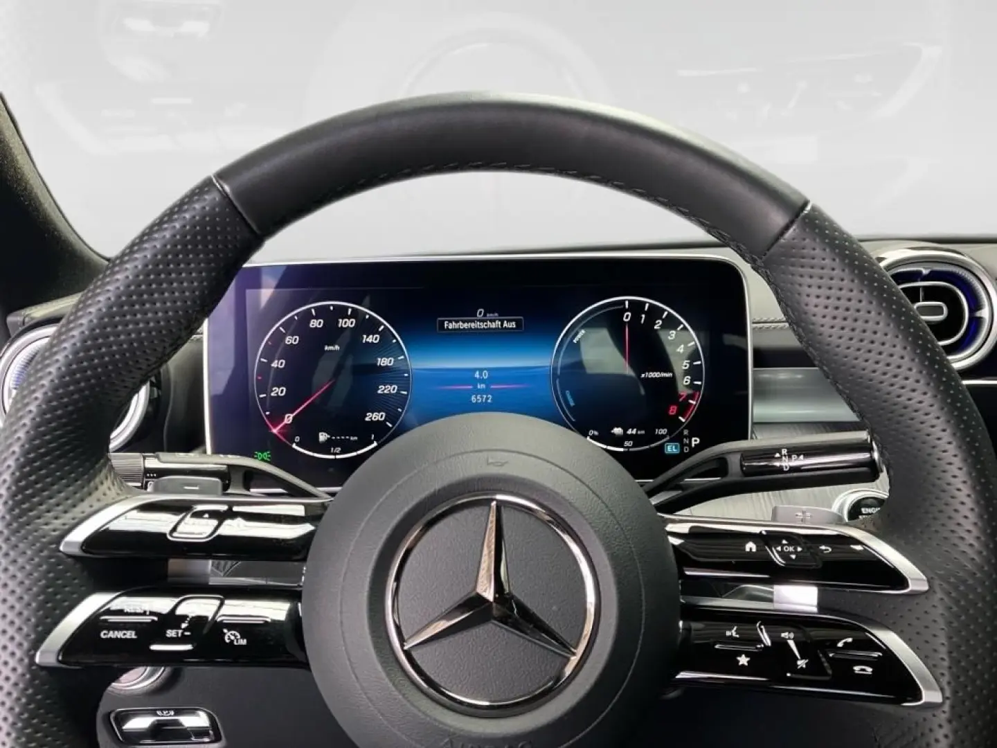 C 400 e 4M AMG-Line Night DISTRON DIGITAL-LIGHT