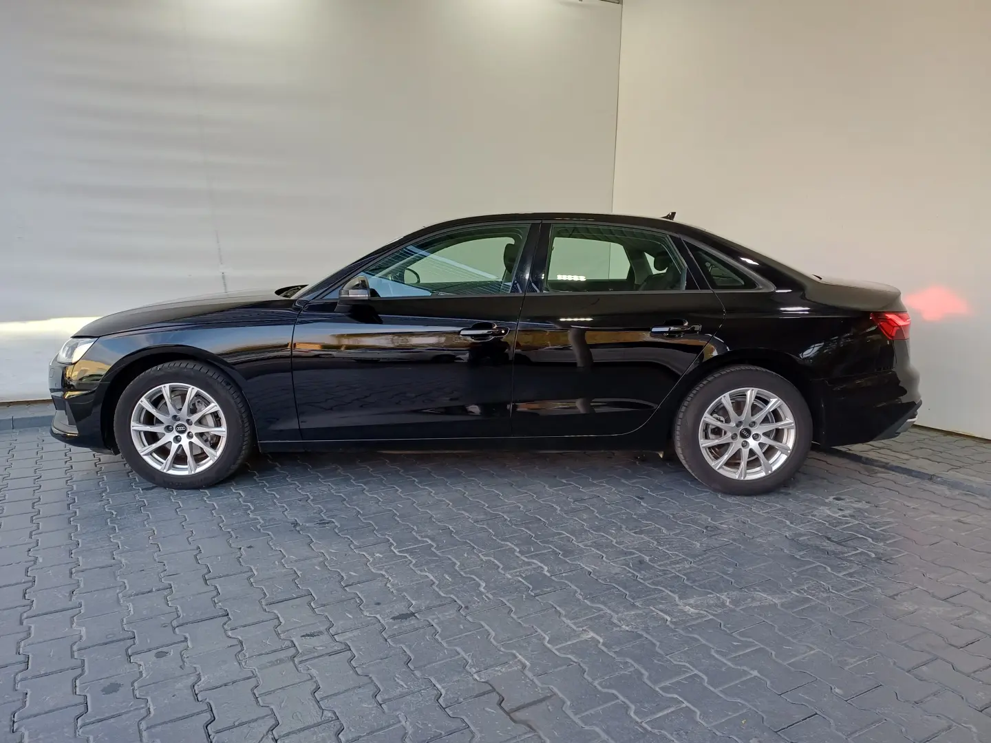 Audi A4 Limousine 40 TFSI quattro