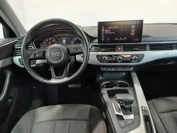 Audi A4 Limousine 40 TFSI quattro