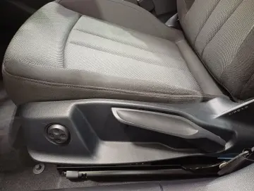 Audi A4 Limousine 40 TFSI quattro