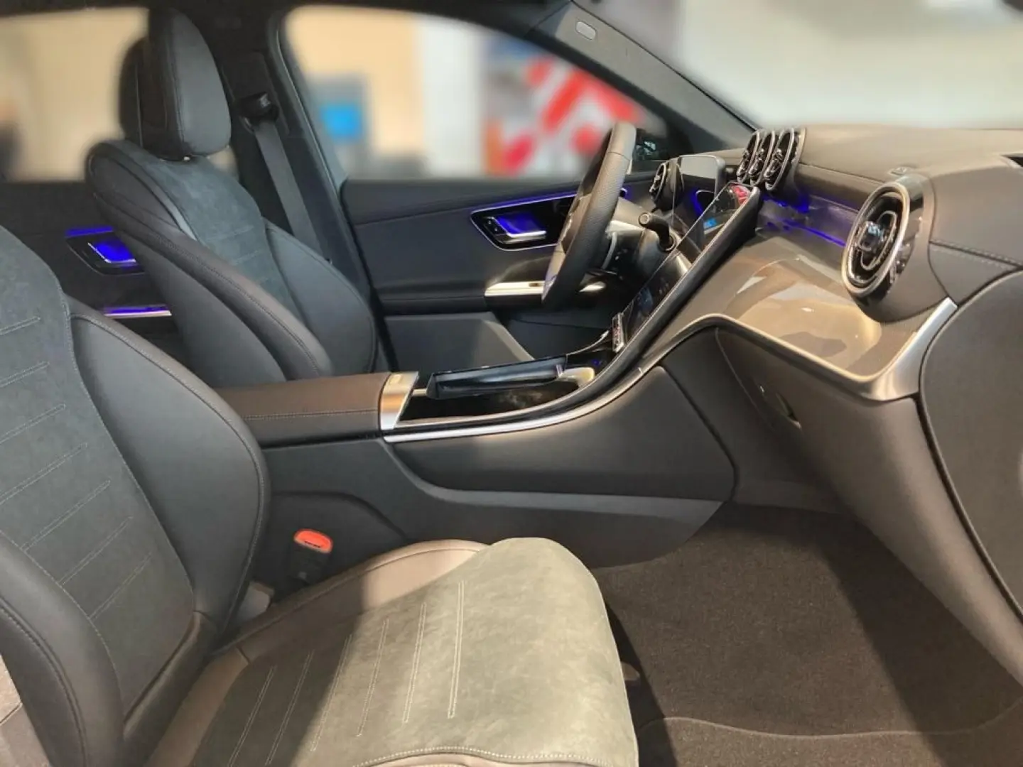 GLC 300 e 4M AMG-Line Night AHK DISTRON MBUX Kam