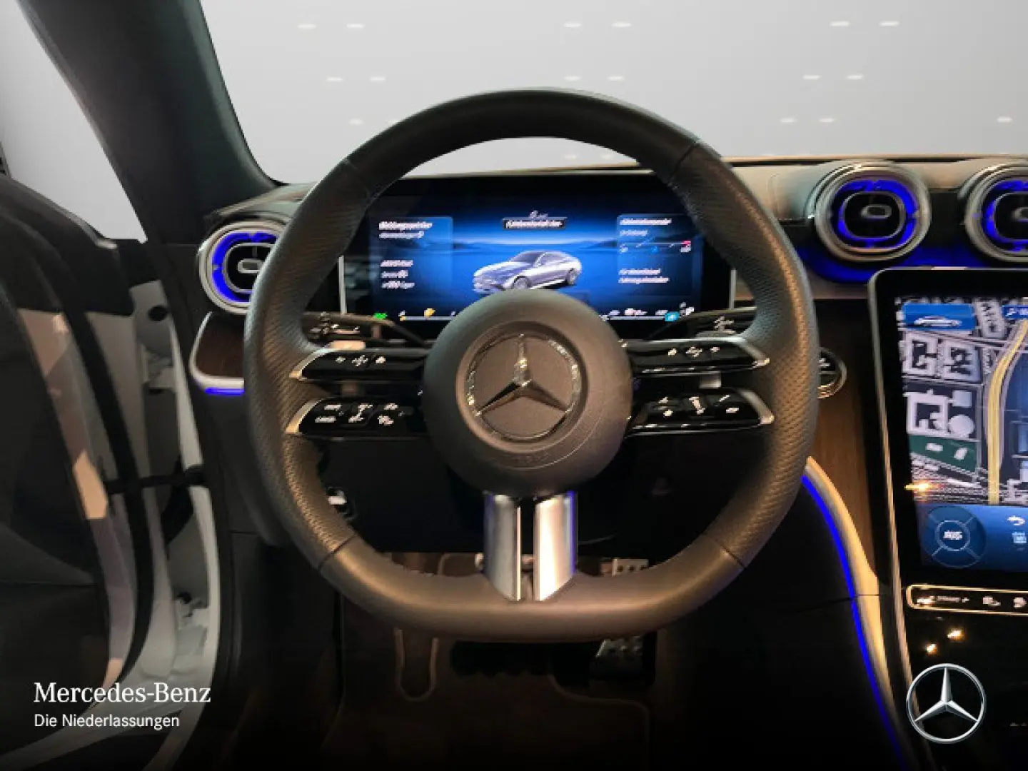 CLE 300 e AMG Line Advanced  Pano Fahrassi 360