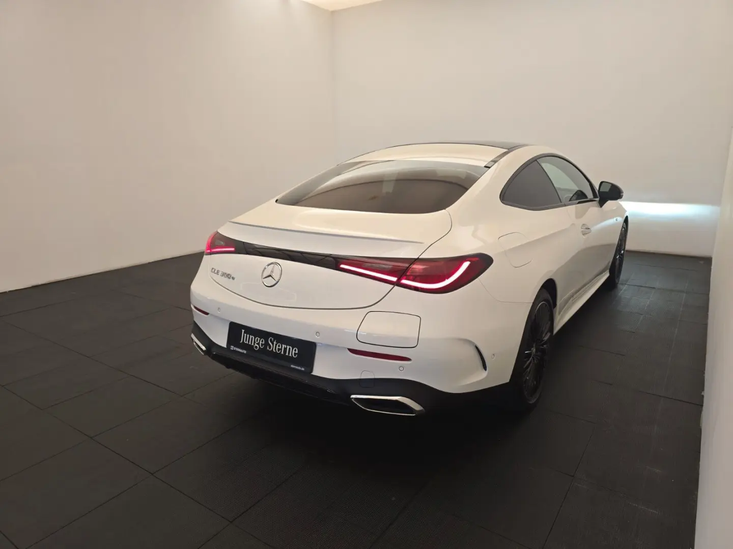 CLE 300e AMG Burmester3D Pano Fahrassi  Night