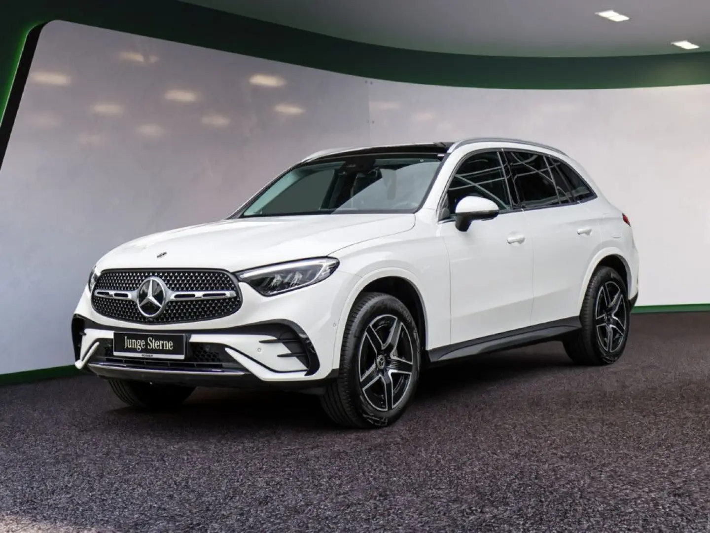GLC 300 e 4M AMG Sport Advanced LED Pano Navi SH
