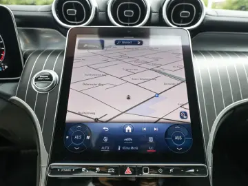 GLC 300 e 4M AMG Sport Advanced LED Pano Navi SH