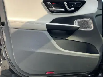 GLC 300 de 4M AMG HUD AHK Panorama 360  Distro.