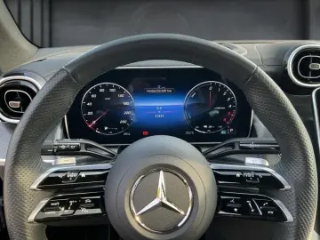 GLC 300 de 4M AMG HUD AHK Panorama 360  Distro.