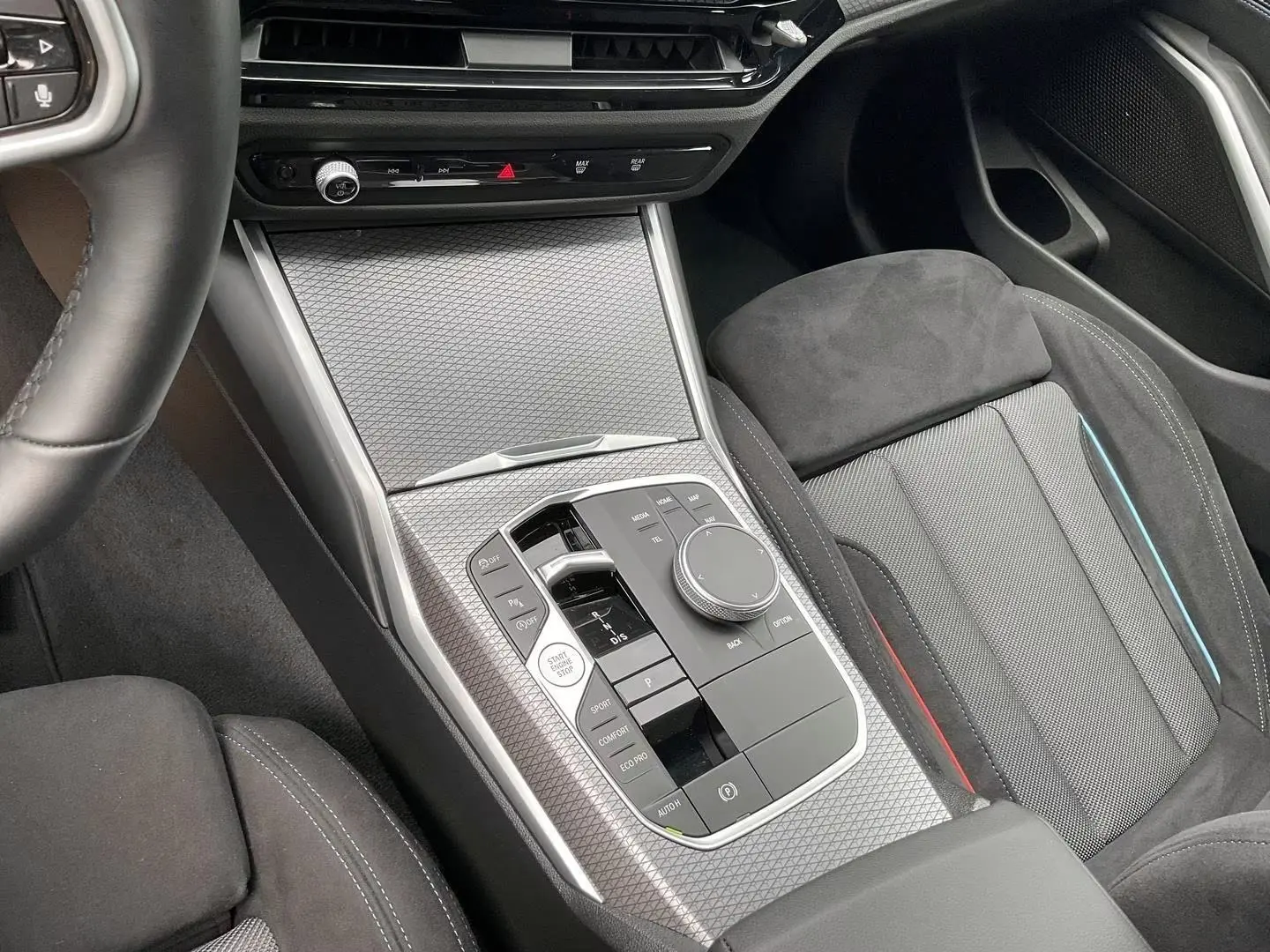 BMW 320 I XDRIVE Pachet Sport Navi Digital