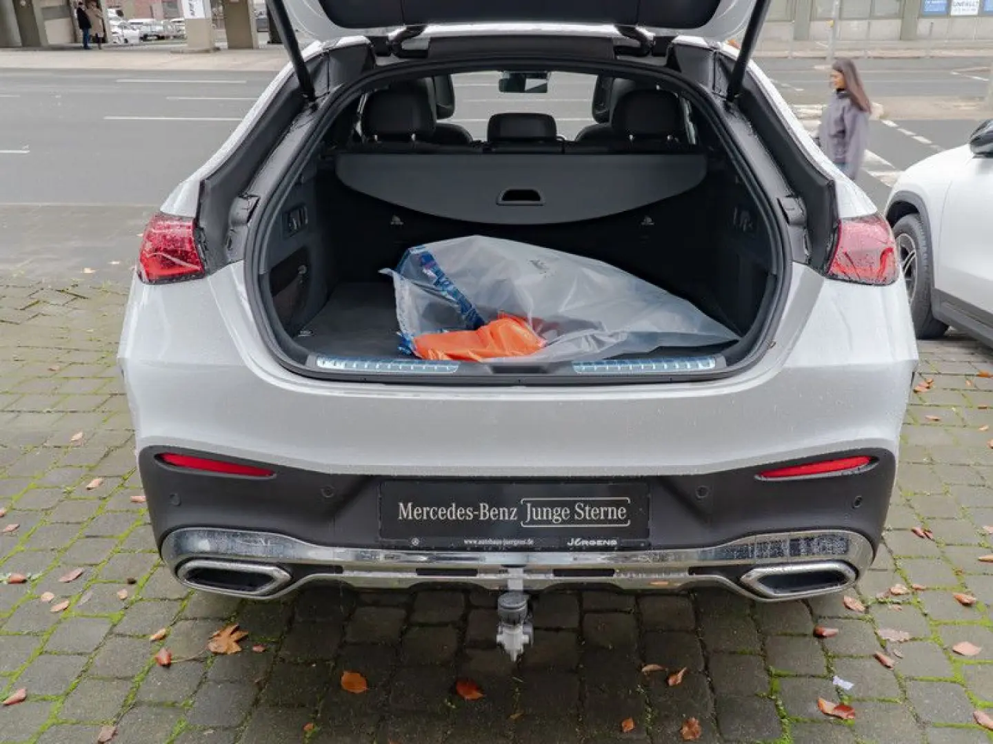 GLC 300 e 4M Coupé AMG-Sport Pano 360 AHK LED 19