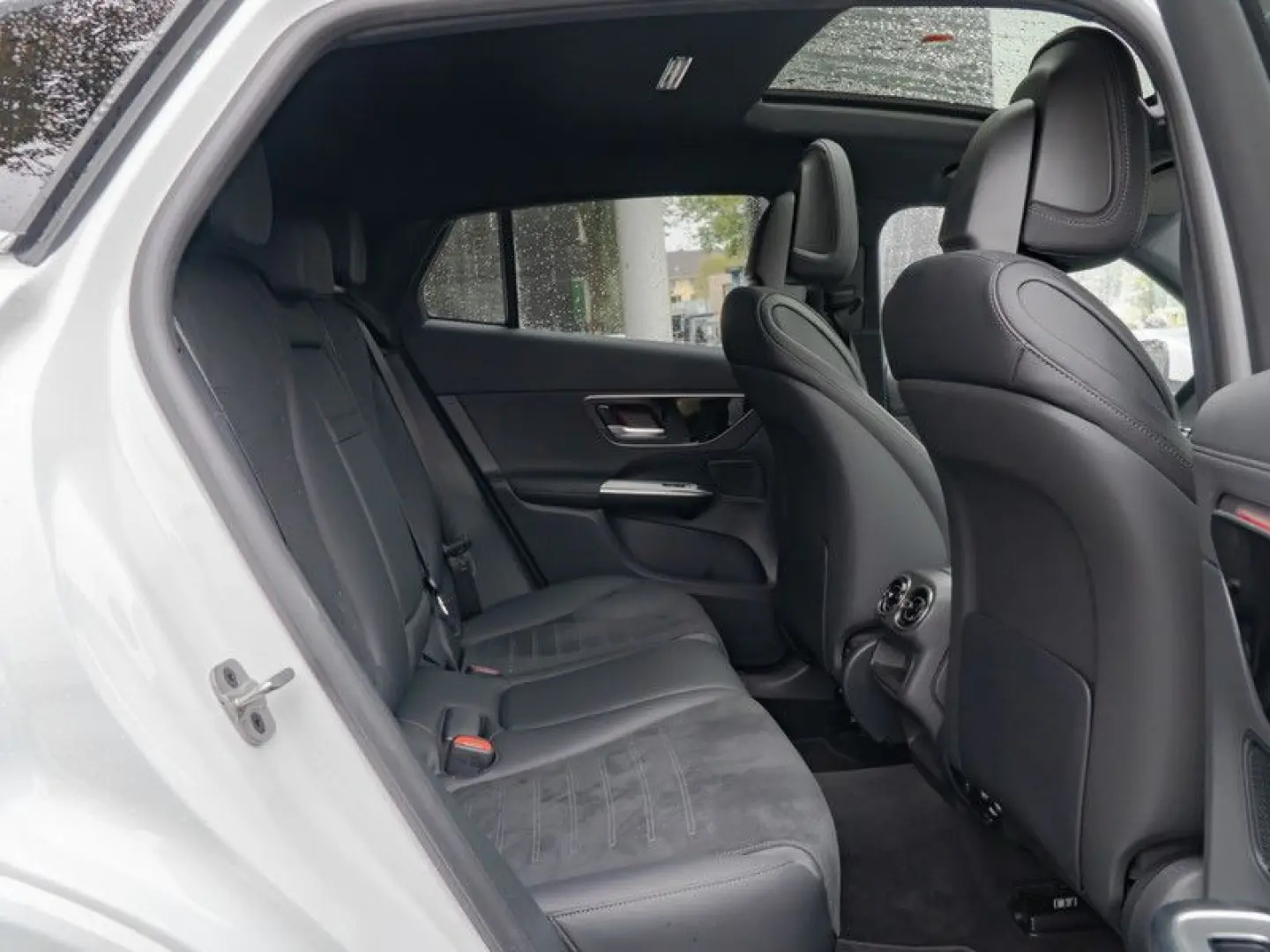 GLC 300 e 4M Coupé AMG-Sport Pano 360 AHK LED 19