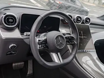 GLC 300 e 4M Coupé AMG-Sport Pano 360 AHK LED 19