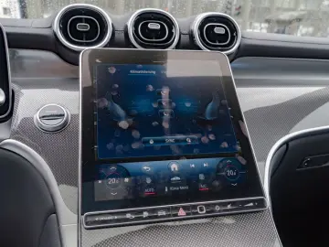 GLC 300 e 4M Coupé AMG-Sport Pano 360 AHK LED 19