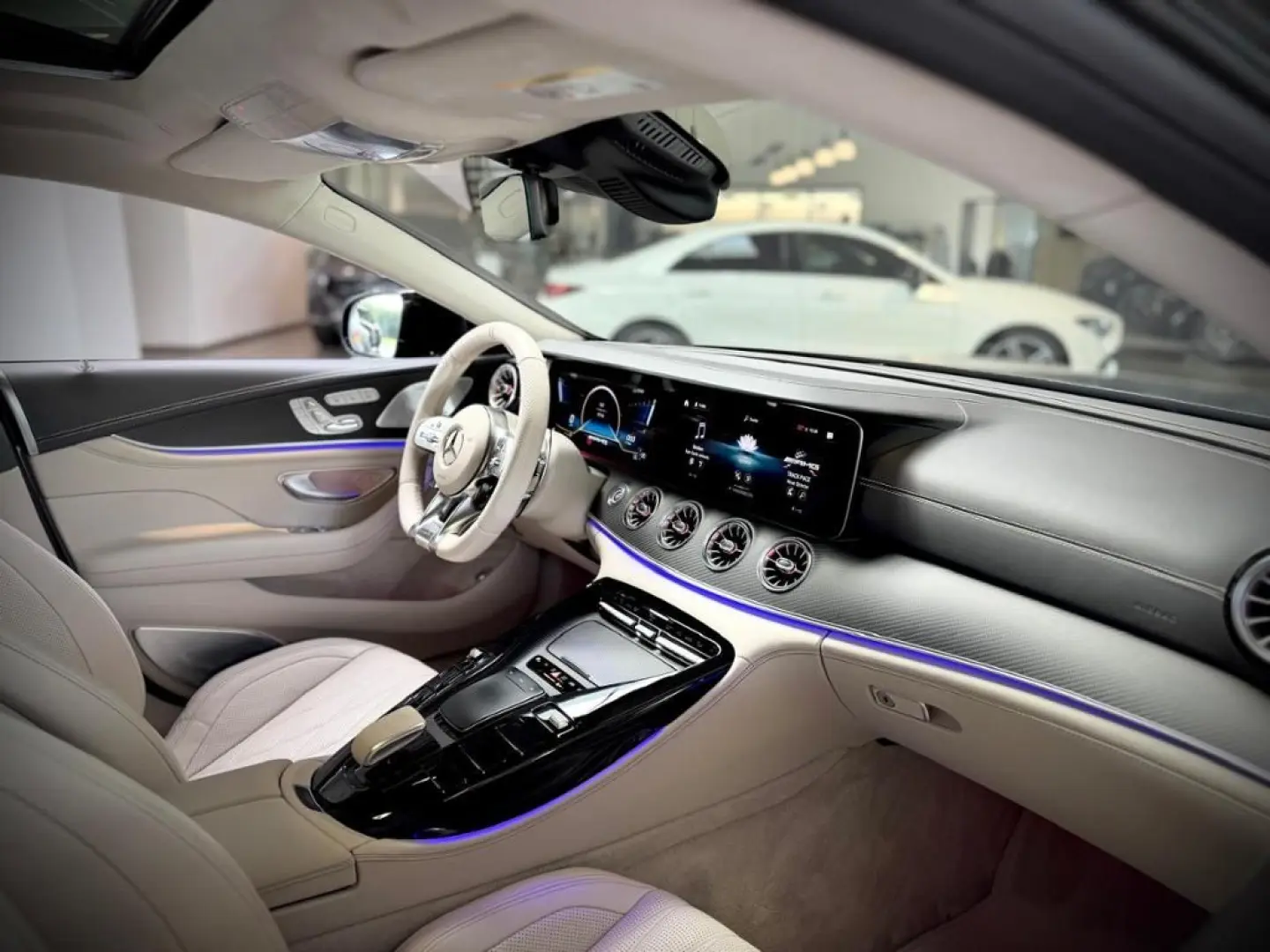 AMG GT 43 4M  AMG Memory SDach 360 V8 Styling