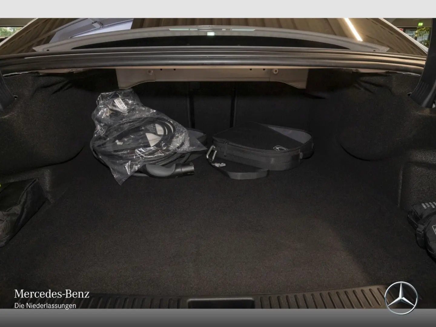 E 400 e 4M AMG Prem.  PANO AHK 20  Bur4D DIGITAL
