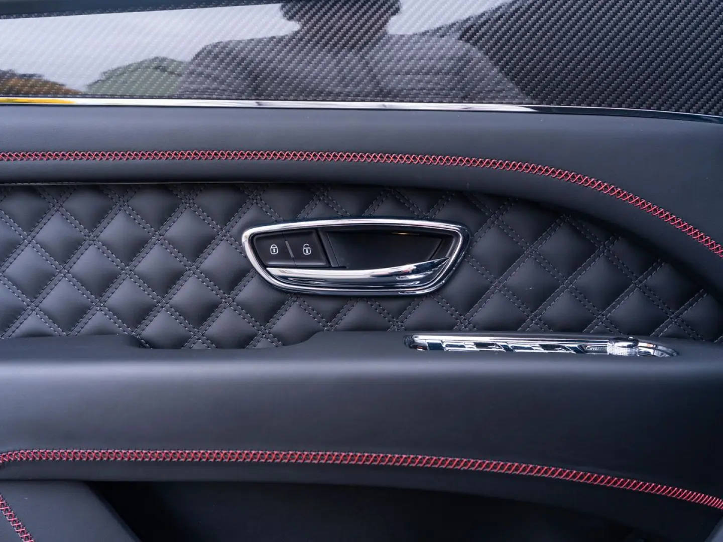 Bentayga S V8   Bentley Nürnberg