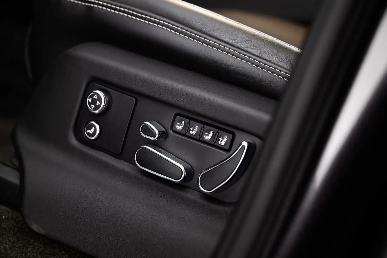 Bentayga S Hybrid MY23