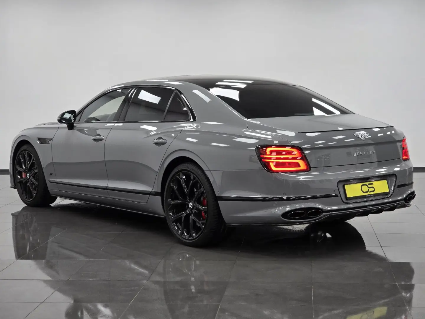 Flying Spur S V8 Mulliner NAIM Cambrian Grey