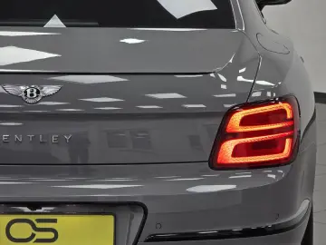 Flying Spur S V8 Mulliner NAIM Cambrian Grey