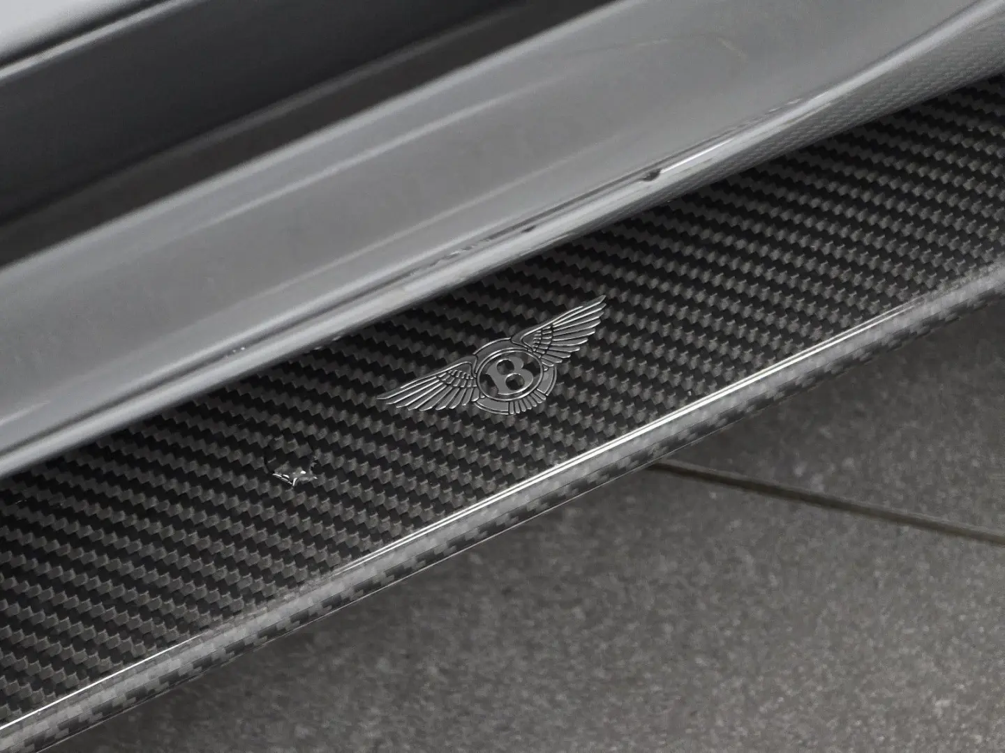 Flying Spur S V8 Mulliner NAIM Cambrian Grey