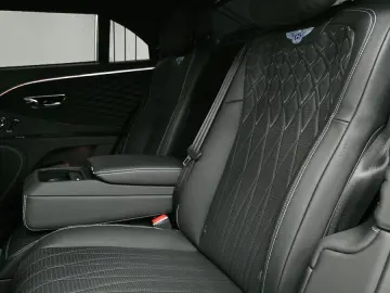 Flying Spur S V8 Mulliner NAIM Cambrian Grey