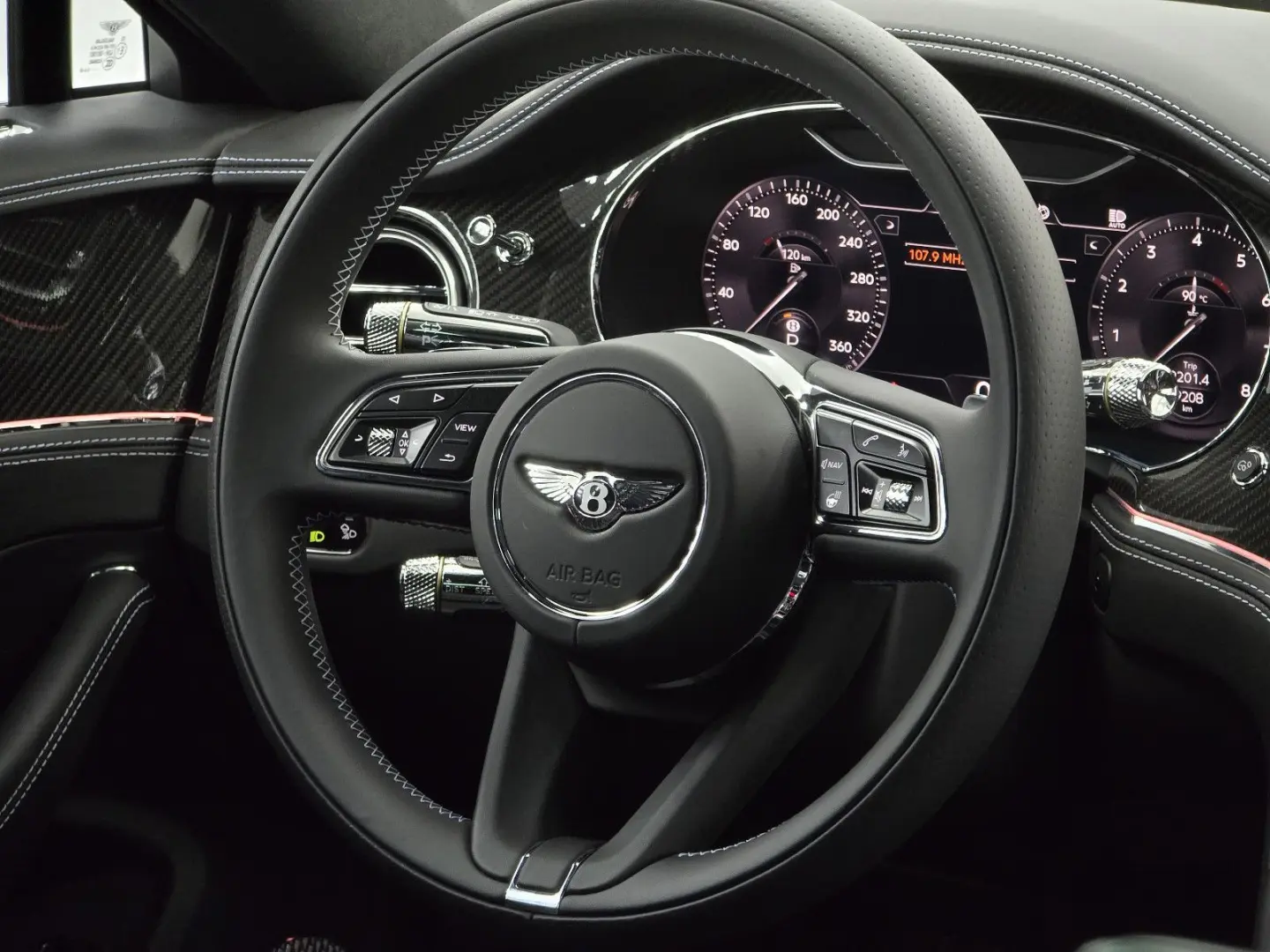 Flying Spur S V8 Mulliner NAIM Cambrian Grey