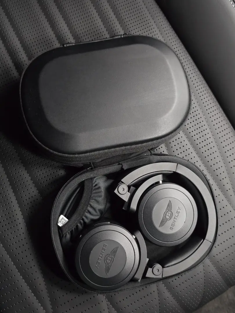 Flying Spur S V8 Mulliner NAIM Cambrian Grey