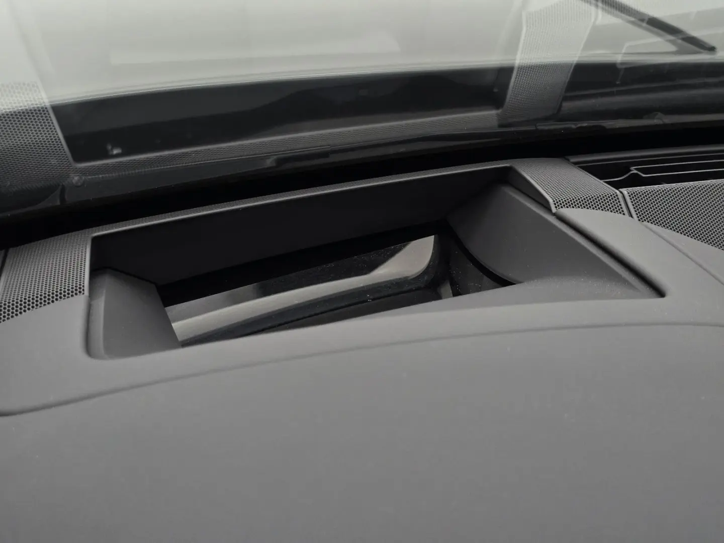 Flying Spur S V8 Mulliner NAIM Cambrian Grey