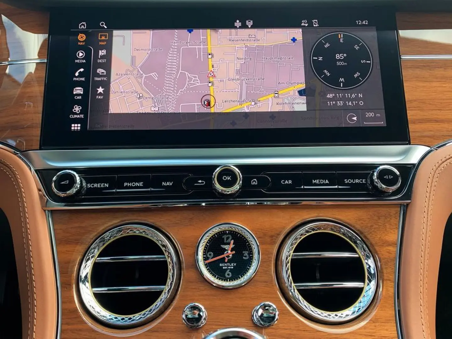 New Continental GT V8 Azure