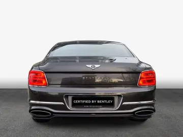 New Flying Spur V8 Hybrid Mulliner