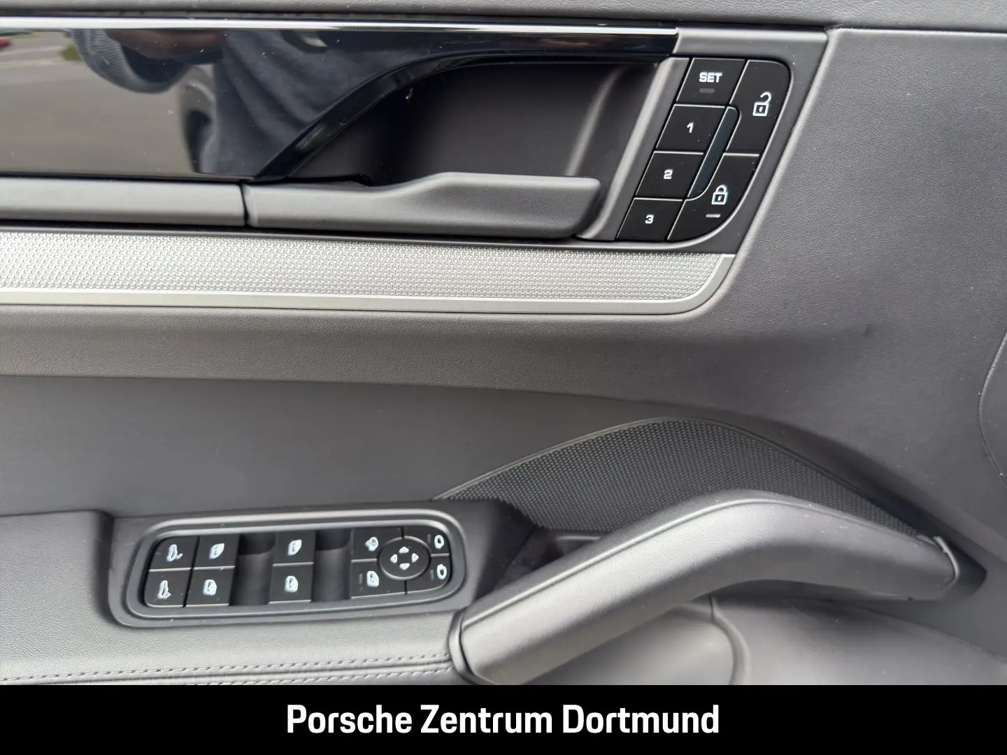 Cayenne S BOSE InnoDrive Panoramadach LED-Matrix