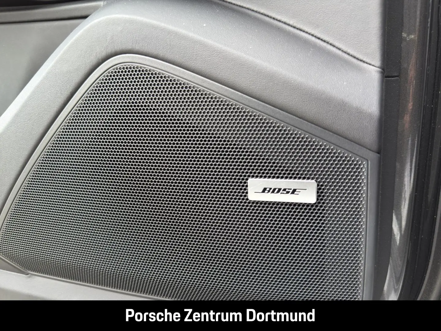 Cayenne S BOSE InnoDrive Panoramadach LED-Matrix