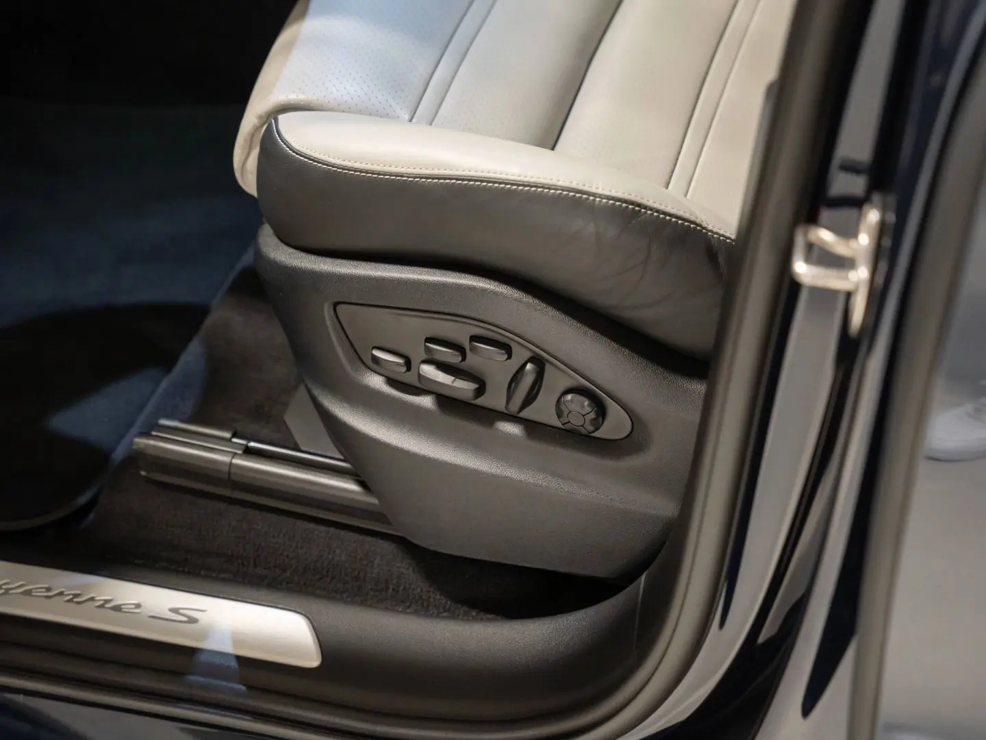 Cayenne S InnoDrive Sportabgasanlage BOSE PASM